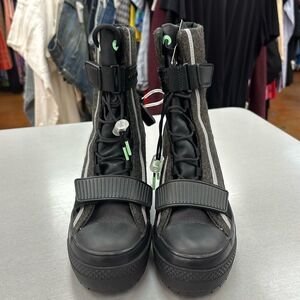 Converse Boots 
